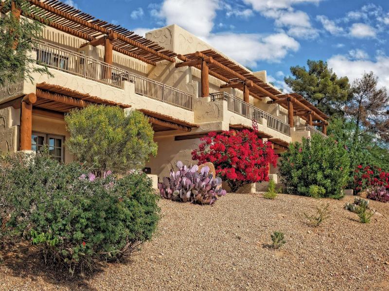 Jw Marriott Scottsdale Camelback Inn Resort & Spa image