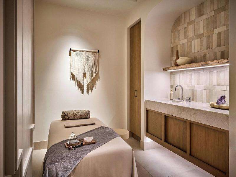 Jw Marriott Scottsdale Camelback Inn Resort & Spa image