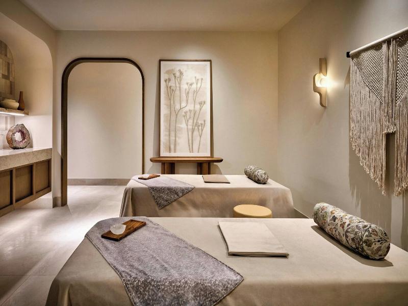 Jw Marriott Scottsdale Camelback Inn Resort & Spa image