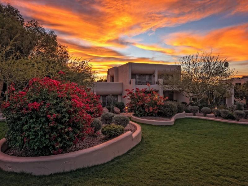 Jw Marriott Scottsdale Camelback Inn Resort & Spa image