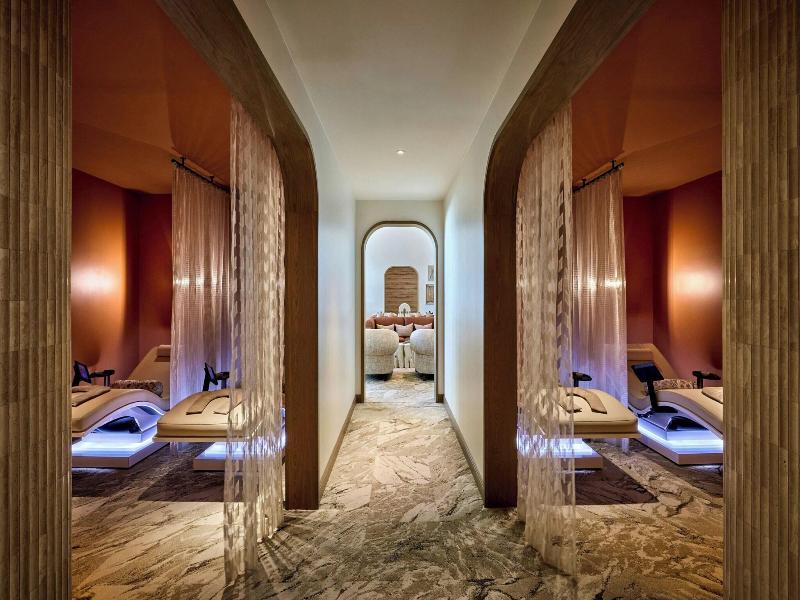 Jw Marriott Scottsdale Camelback Inn Resort & Spa image