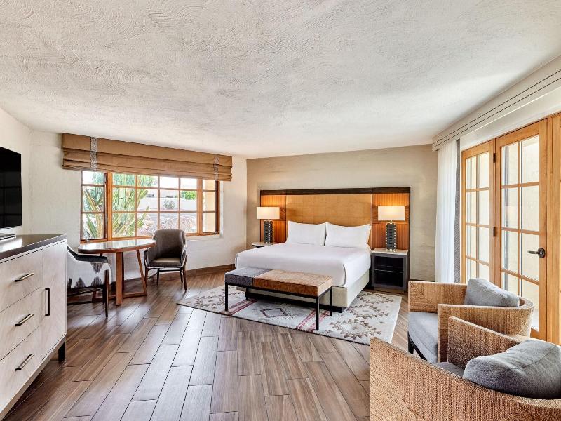 Jw Marriott Scottsdale Camelback Inn Resort & Spa image