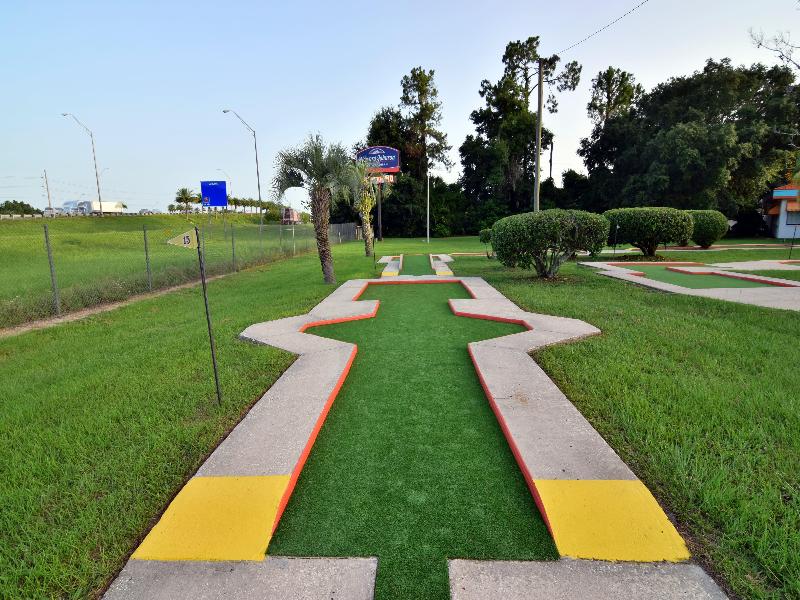 Howard Johnson by Wyndham Ocala FL image