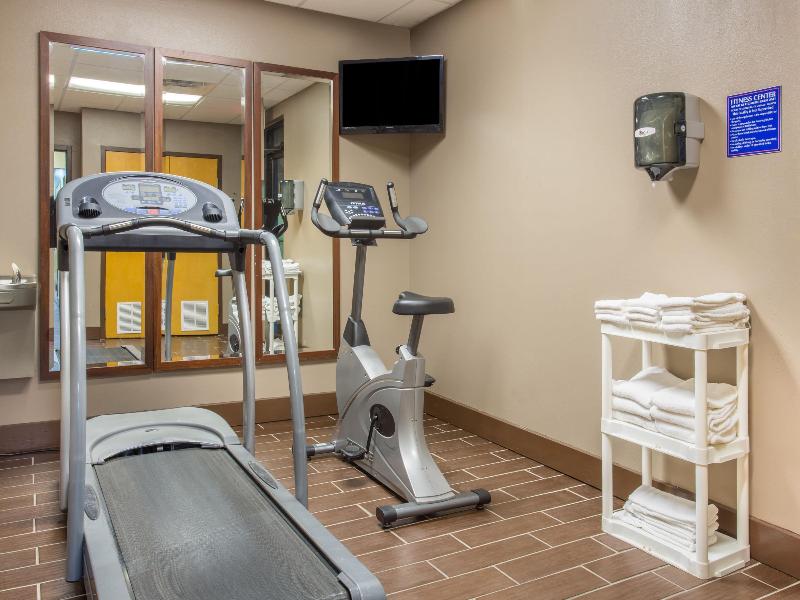 Howard Johnson by Wyndham Ocala FL image