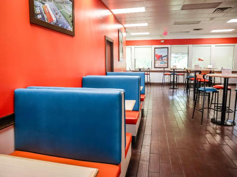 Howard Johnson by Wyndham Ocala FL image