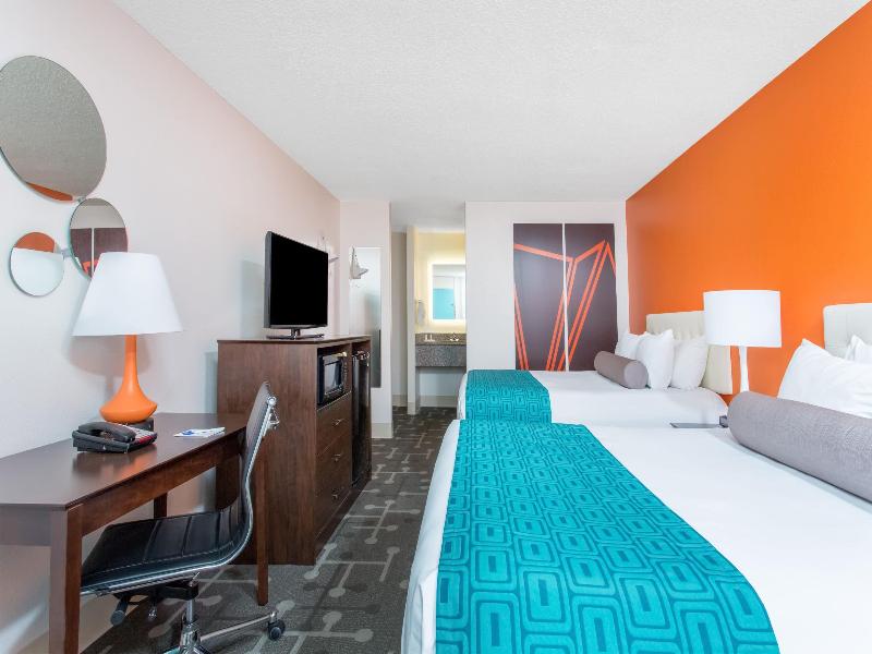 Howard Johnson by Wyndham Ocala FL image