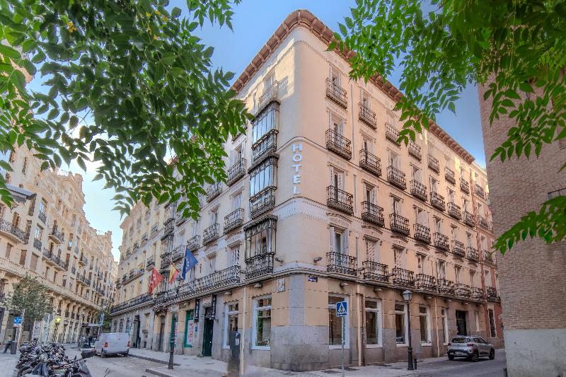 Lusso Hotel Infantas