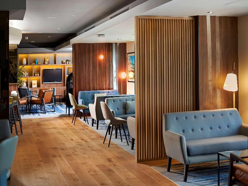 DoubleTree By Hilton London Excel image