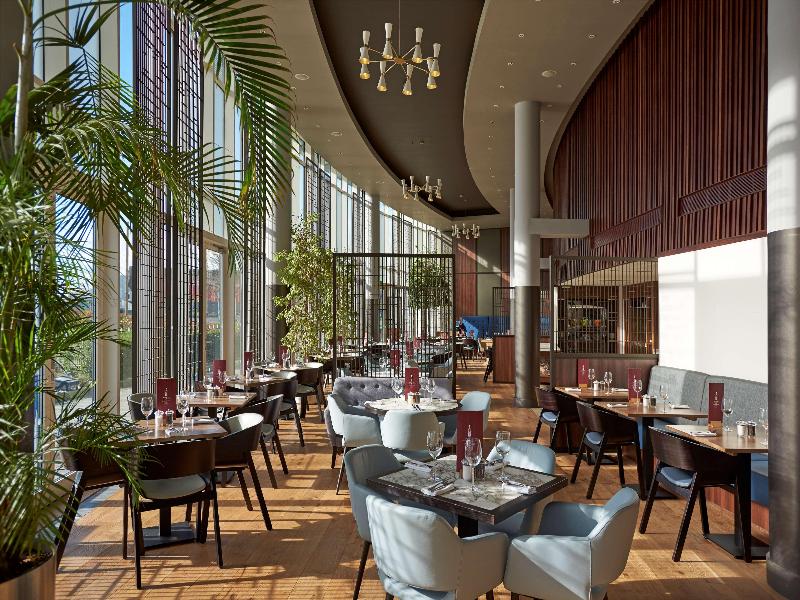 DoubleTree By Hilton London Excel image
