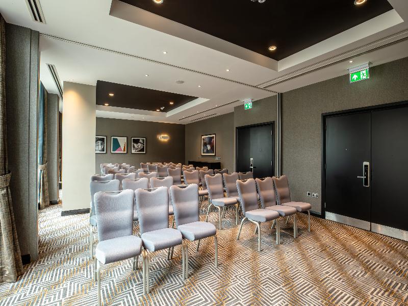 Doubletree by Hilton Woking image