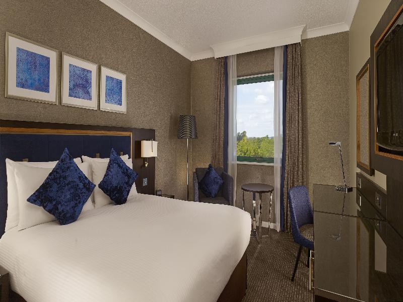 Doubletree by Hilton Woking image