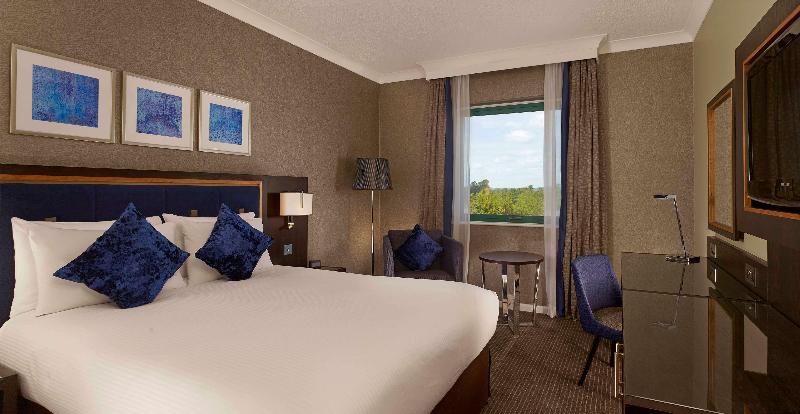 Doubletree by Hilton Woking image