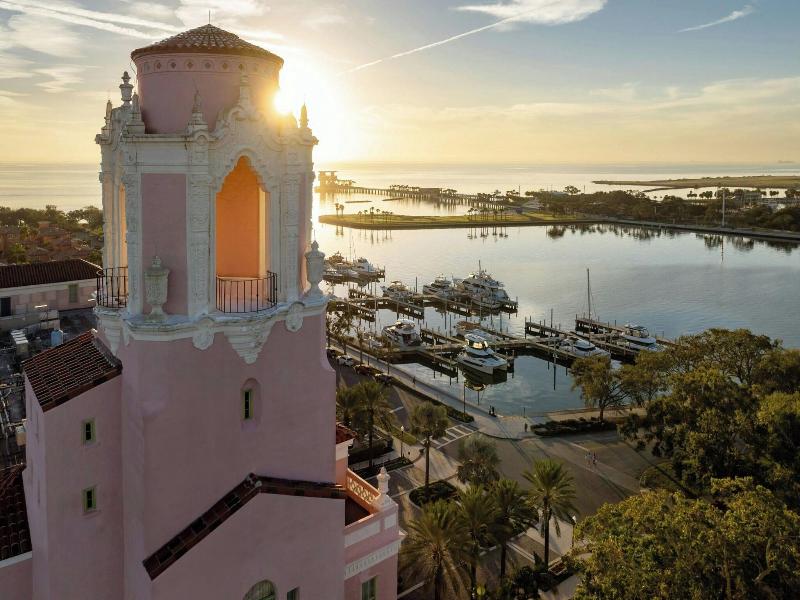 The Vinoy Renaissance St. Petersburg Resort & Gulf image