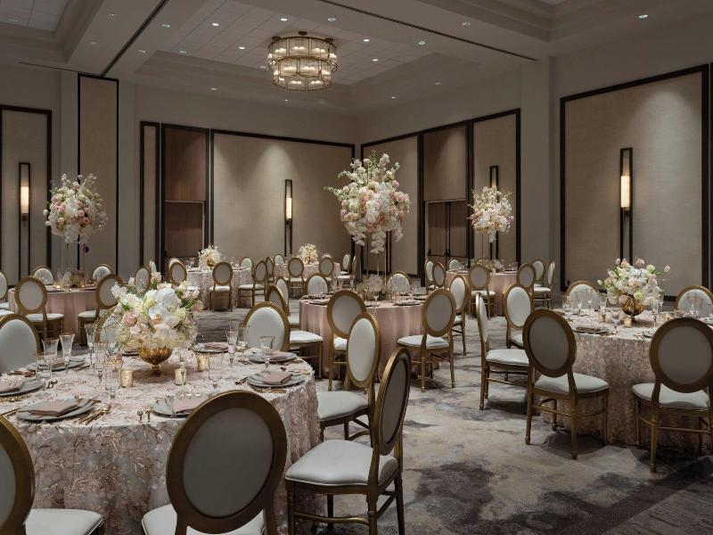 The Vinoy Renaissance St. Petersburg Resort & Gulf image