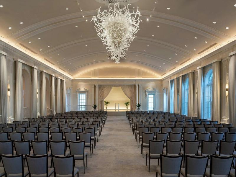 The Vinoy Renaissance St. Petersburg Resort & Gulf image