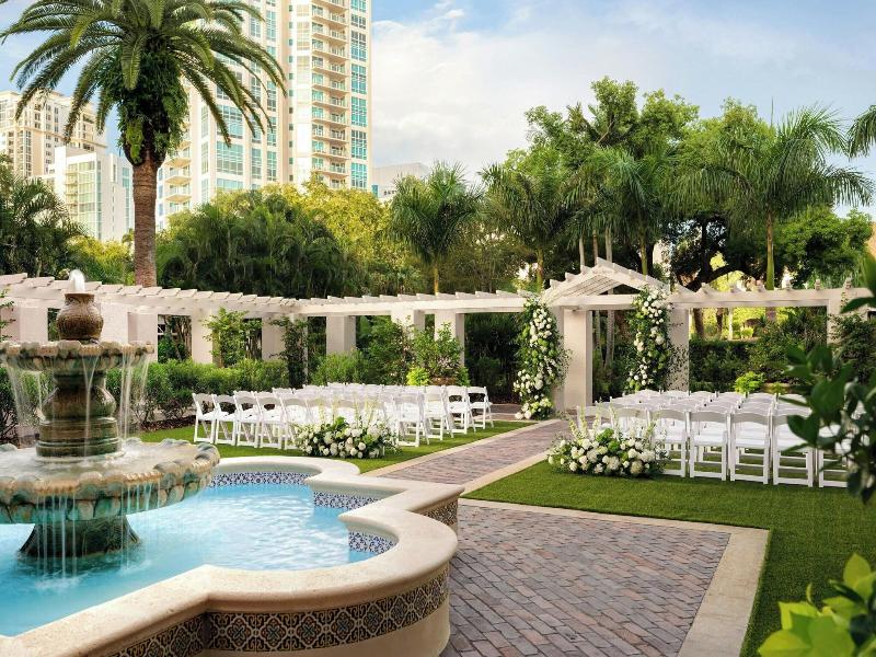 The Vinoy Renaissance St. Petersburg Resort & Gulf image