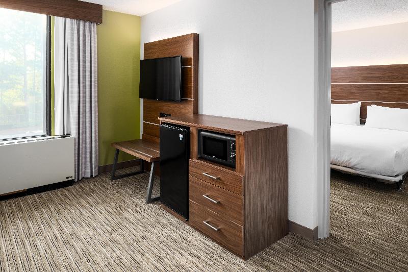 Holiday Inn Express Atlanta Airport-College Park 4