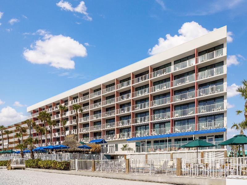 DoubleTree Beach Resort Tampa Bay-North Redington image