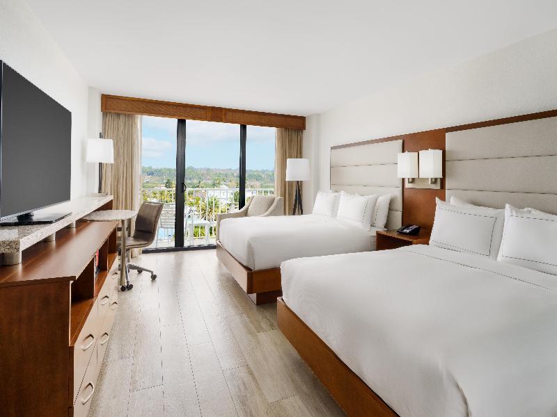 DoubleTree Beach Resort Tampa Bay-North Redington image