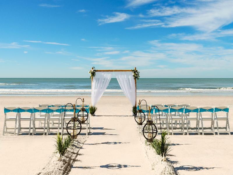 DoubleTree Beach Resort Tampa Bay-North Redington image