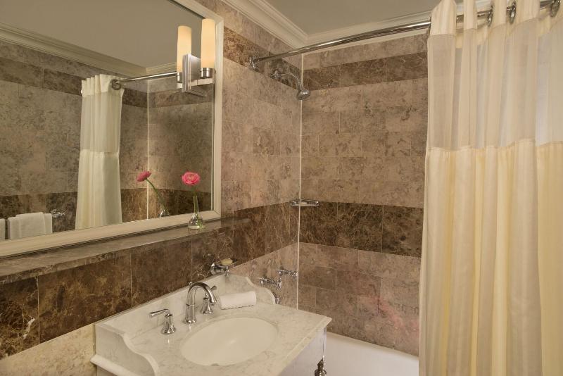 Warwick New York Hotel image