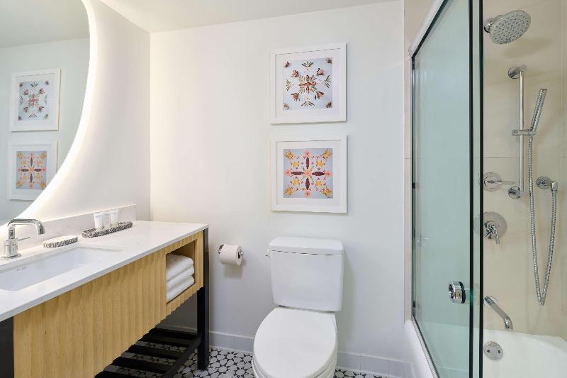 OUTRIGGER Waikiki Paradise Hotel image