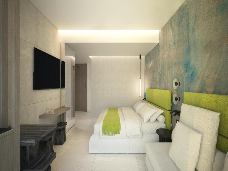 Leonidas Hotel & Apartments image