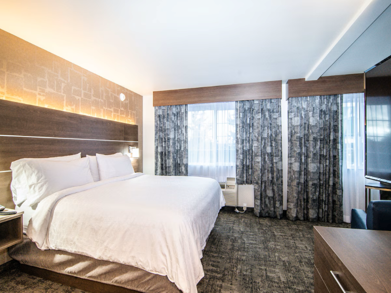 Holiday Inn Express Spokane-Downtown image
