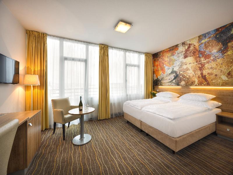 Akcent hotel image