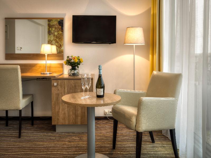 Akcent hotel image