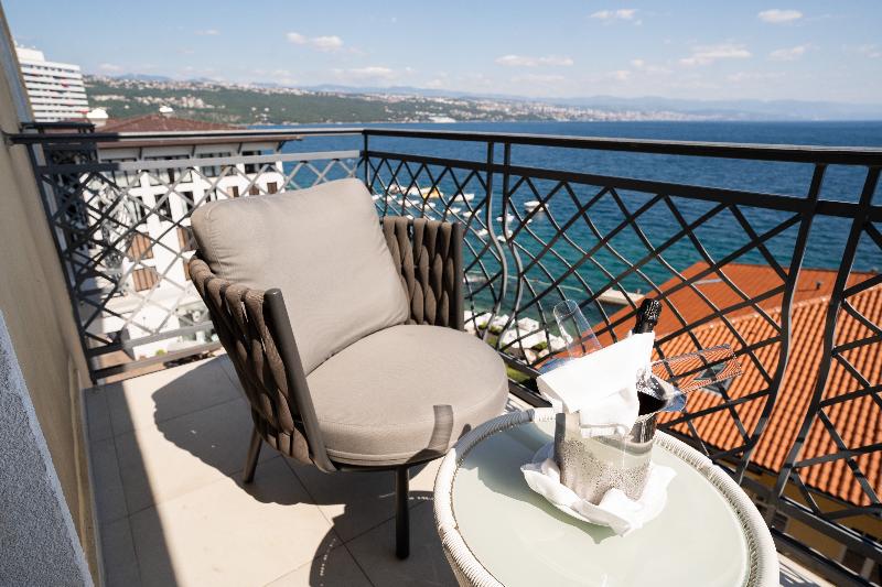 Grand Hotel 4 Opatijska Cvijeta