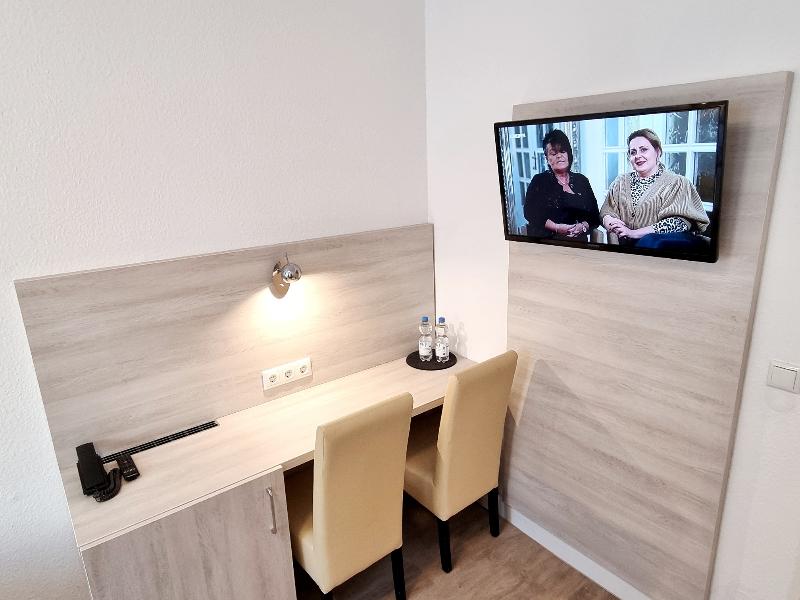 Adler Hotel Frankfurt image