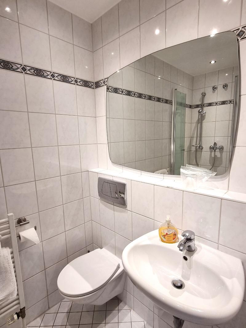 Adler Hotel Frankfurt image