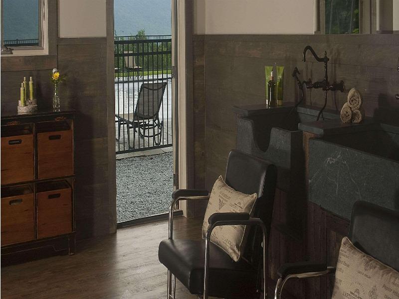 The Mountain Top Inn & Resort image