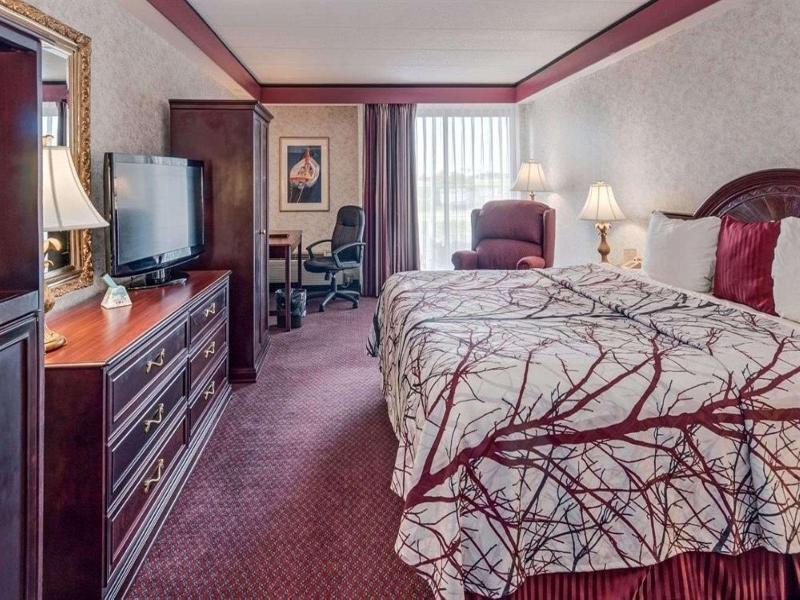 Best Western Plus Portsmouth Hotel And Suites image