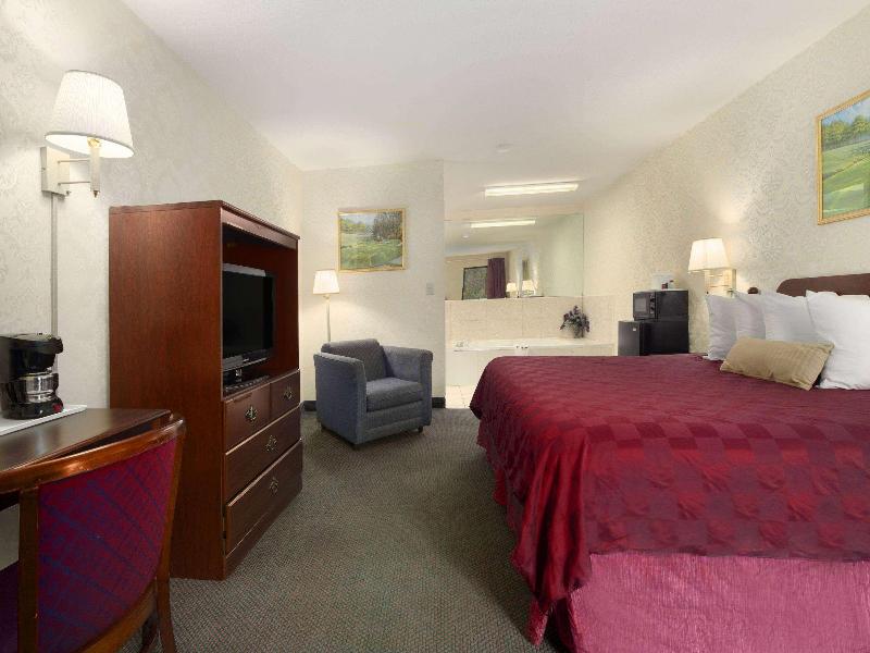 Days Inn by Wyndham Augusta near Fort Gordon — photo 3
