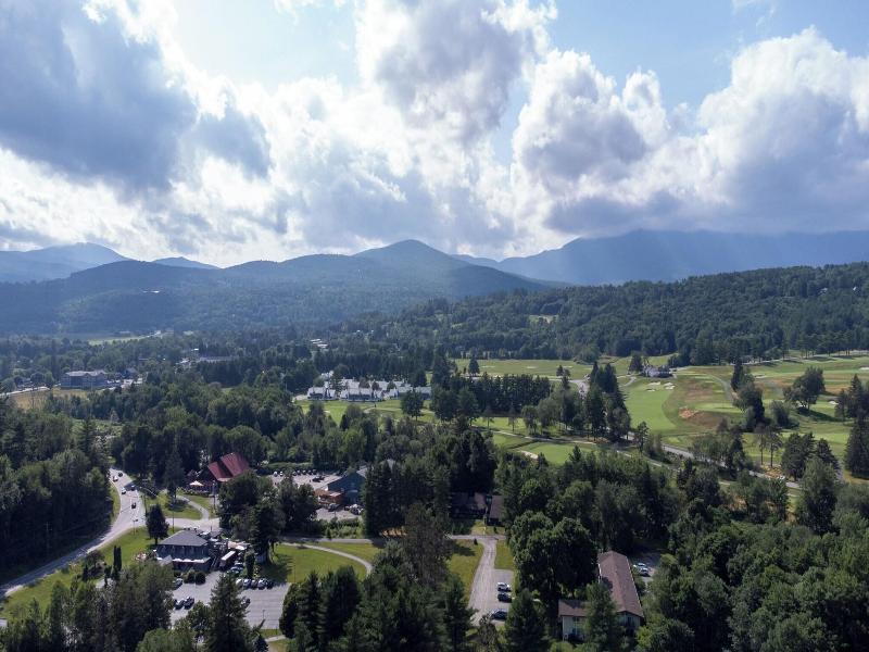 Grey Fox Inn & Resort image