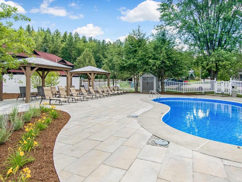 Grey Fox Inn & Resort image