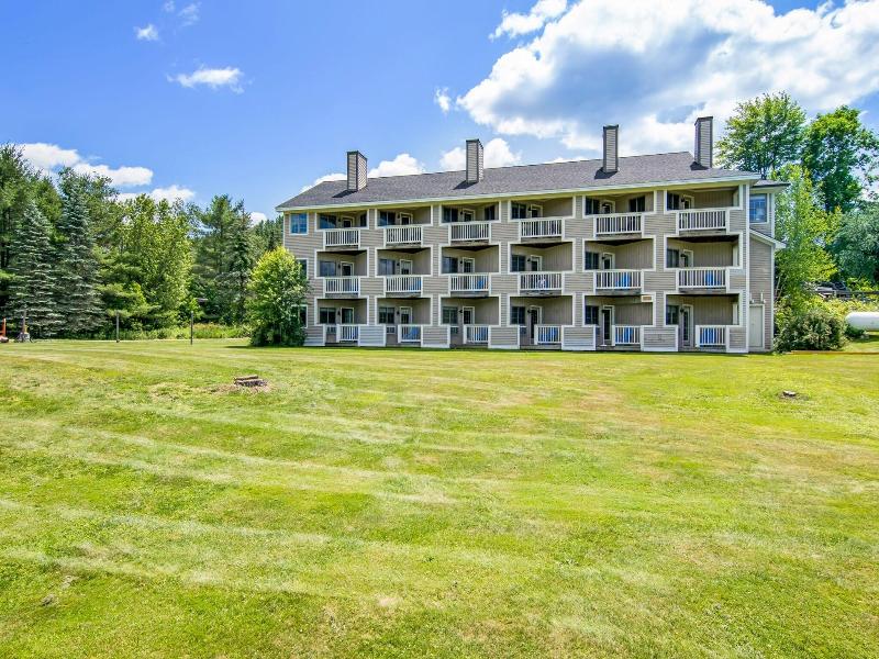 Grey Fox Inn & Resort image