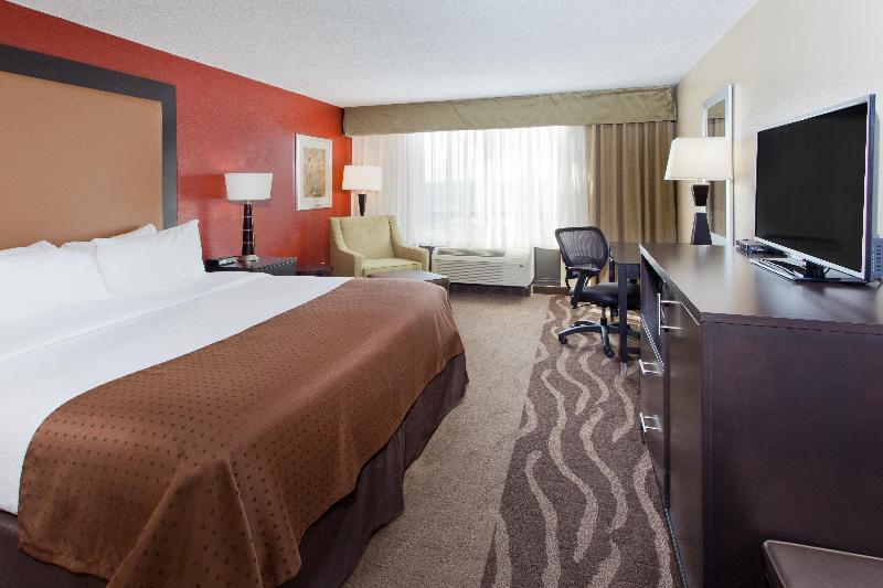 Holiday Inn Downtown Shreveport photo 13