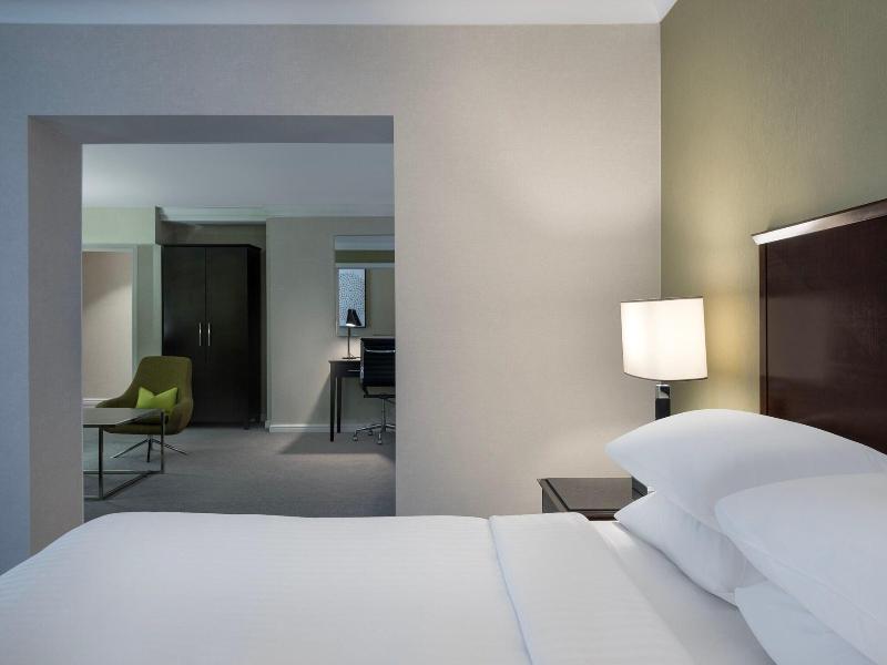 Marriott Hotel Manchester Airport image