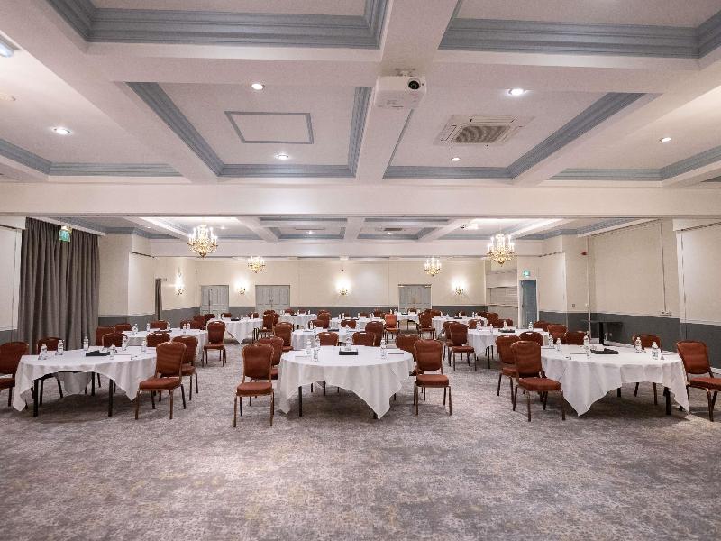 Mercure Barnsley Tankersley Manor image