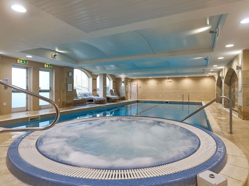 Mercure Barnsley Tankersley Manor image