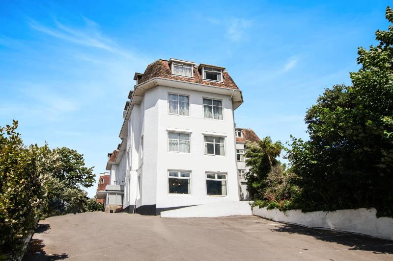 Belvilla Russel Court Hotel Bournemouth Central image