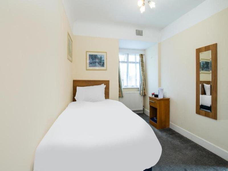 Russel Court Hotel Bournemouth Central image