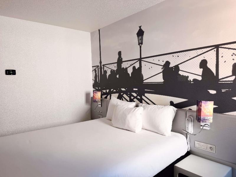 ibis Styles Paris Tolbiac Bibliothèque image