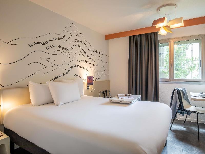 ibis Styles Paris Tolbiac Bibliothèque image