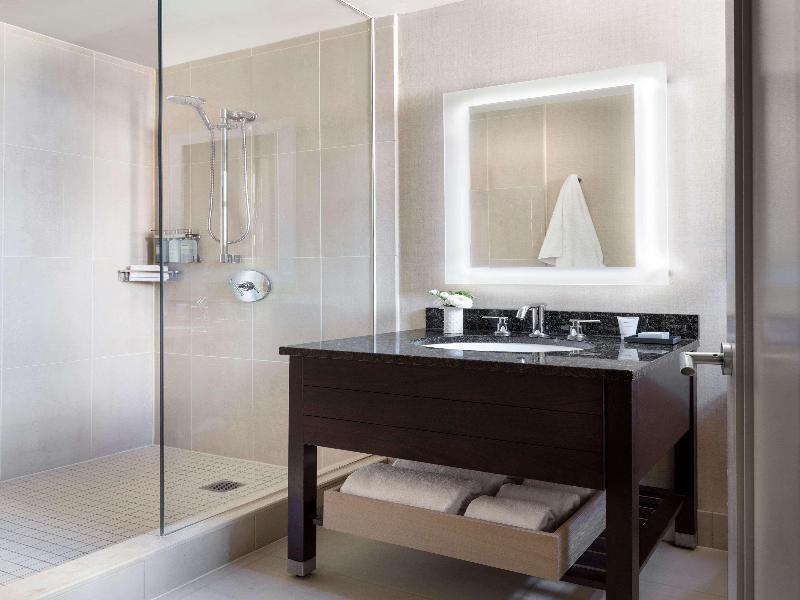 The Shelburne Sonesta New York image