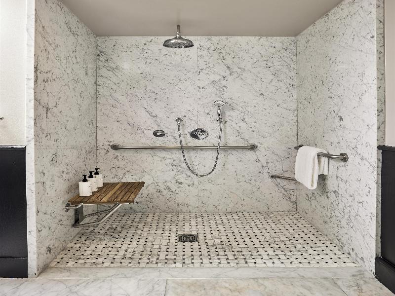 Cameo Beverly Hills image
