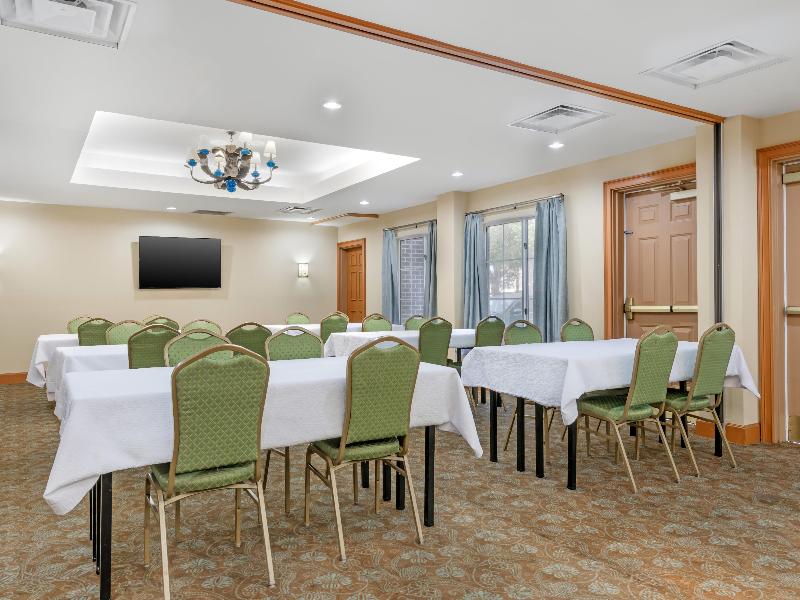 BW Plus Orlando Lake Buena Vista South Inn &Suites image